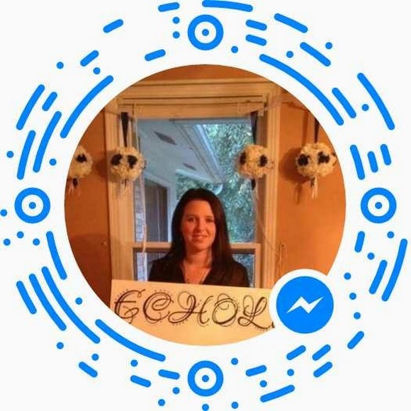 Meet your Posher, Amanda - Picture 1 of 1